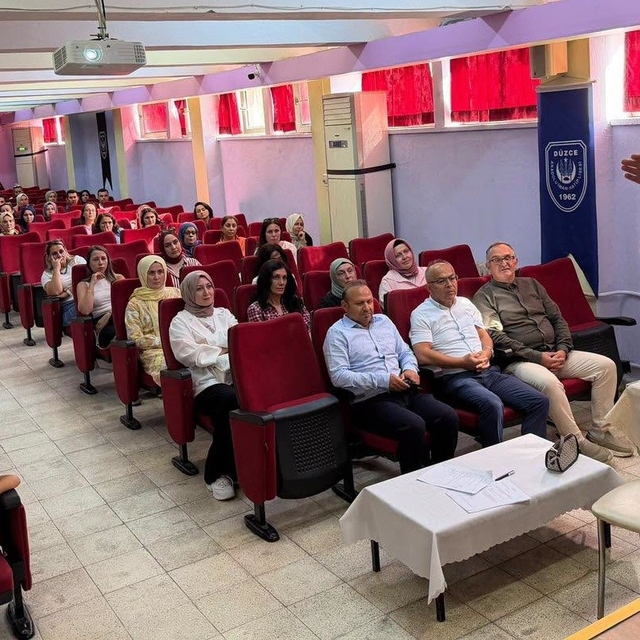 Okul öncesi öğretmenlerine Türkiye Yüzyılı Maarif Modeli eğitimi