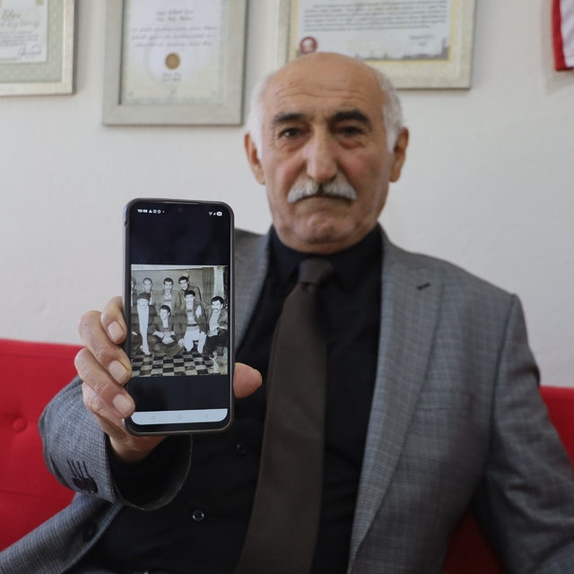 12 Eylül'ün akıl almaz işkencelerini anlattı
Kara Eylül mağduru Gül, 19 yaş...
