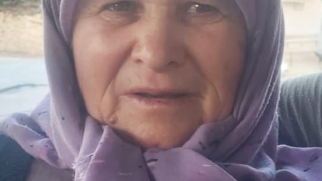 Antalya'da 65 yaşındaki kadının darp ve cinsel saldırının oluşturduğu stres sonucu hayatını kaybettiği iddiası
Geçmiş olsun ziyareti için gittiği evden sağ çıkamadı
Savcı 1 yıl tutuklu kalıp tahliye edilen sanığın ağırlaştırılmış müebbetle cezalandırılmasını istedi
Kızı Durdu Tulum: "Bugün benim annem, yarın başkasının annesi ya da kız kardeşi. Hiç kimsenin başına böyle bir şey gelmesini istemiyoruz"
