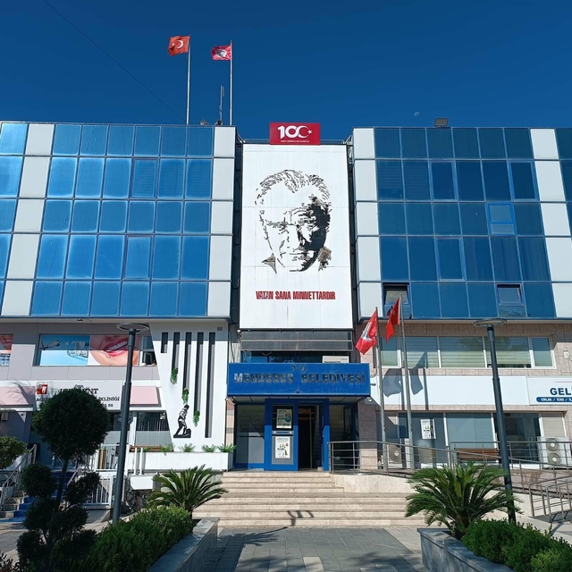 Menderes Belediyesi soruşturmasında 1 gözaltı daha