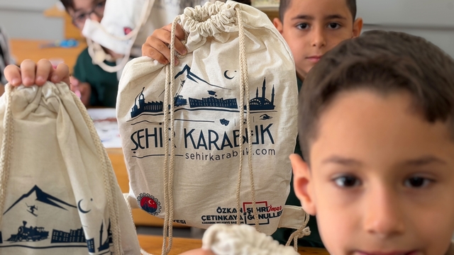 Karabük'te minik öğrencilerin okul heyecanına belediye desteği