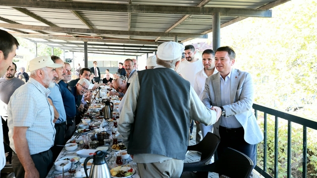 Başkan Aydın üreten kadınların her zaman yanında