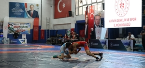20 Ülkeden 140 sporcu, Artvin'de minderde