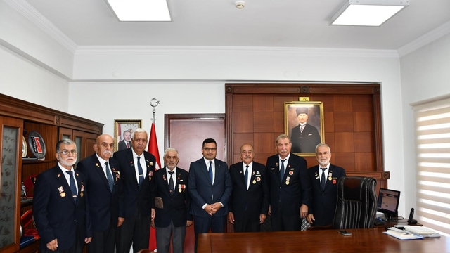 Kıbrıs Gazilerinden Kaymakam Köksal'a Ziyaret