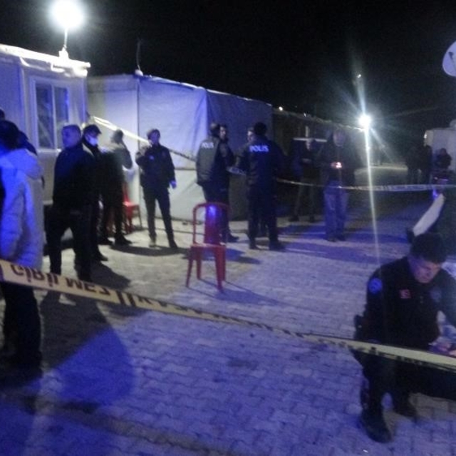 Malatya'da polise kılıçlı saldıran şahsa 18 yıl 11 ay hapis