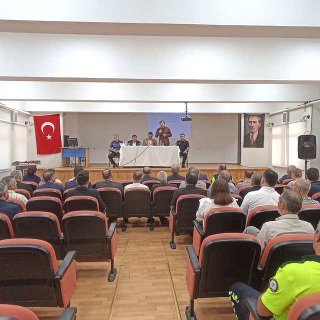 Okul önlerinde trafik tedbirleri artırılacak
