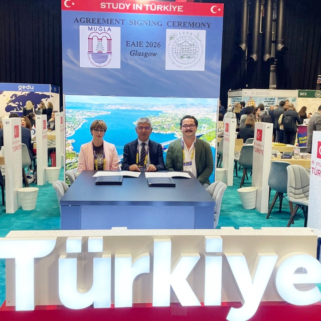 MSKÜ, EAIE Fuarı'nın ilk gününde uluslararası iş birliklerini genişletiyor