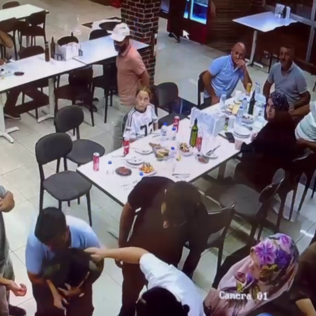 Nefes borusuna yiyecek kaçan çocuk, Heimlich manevrasıyla kurtarıldı