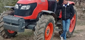 Römorkun altında kalan genç çiftçi kurtarılmadı