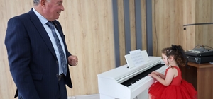 Honaz Çocuk Korosu'ndan müzik ziyafeti