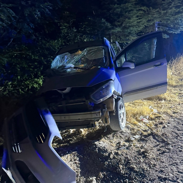 Kamyon ile otomobil çarpıştı: 1 yaralı