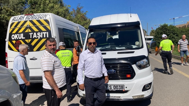 Zonguldak'ta öğrencilerin güvenliği için servis araçlarına sıkı denetim
