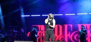 Çivril'de Emre Fel fırtınası
Festivalin ikinci gününde Emre Fel coşkusu yaş...