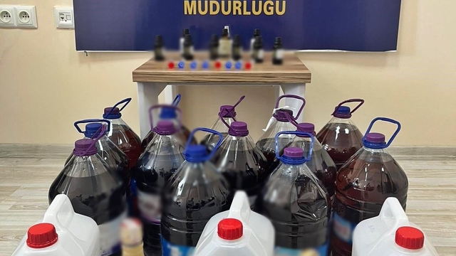 Sahte alkol operasyonunda iki kişi gözaltına alındı