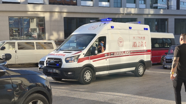 Eskişehir'de bir aracın çarptığı 12 yaşındaki çocuk yaralandı