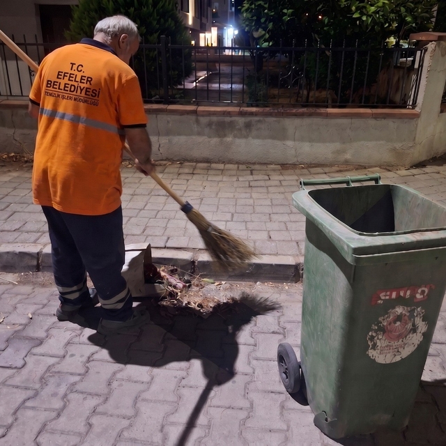 Efeler Belediyesi temizlik çalışmalarını sürdürüyor