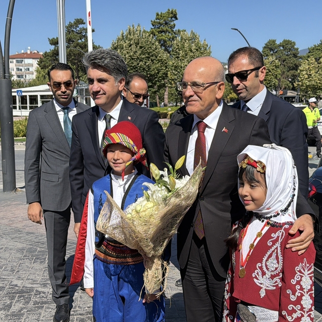 Hazine ve Maliye Bakanı Mehmet Şimşek Bolu'ya geldi