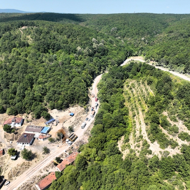 Körfez Asri Mezarlığı'na ulaşım yolu yenileniyor