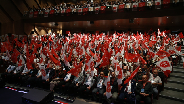 MHP Genel Sekreteri Büyükataman, Balıkesir İl Kongresi'nde konuştu: