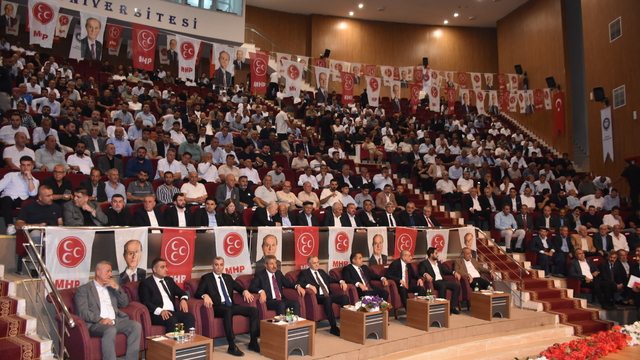 MHP Grup Başkanvekili Akçay, Şırnak'ta partisinin il kongresinde konuştu: