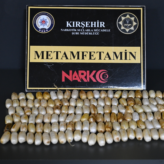 Kırşehir'de mide ve bağırsaklarında 1 kilo 159 gram uyuşturucu ele geçirile...