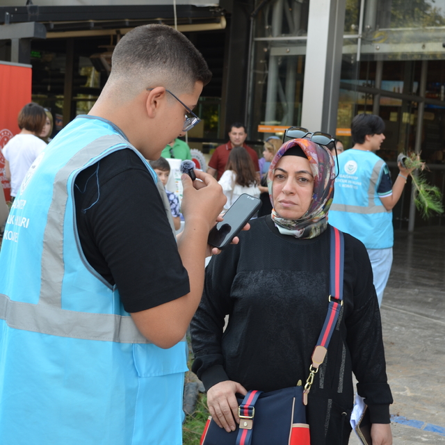 Gaziantep'te çevre ve iklim değişikliği konusunda farkındalık etkinliği düz...
