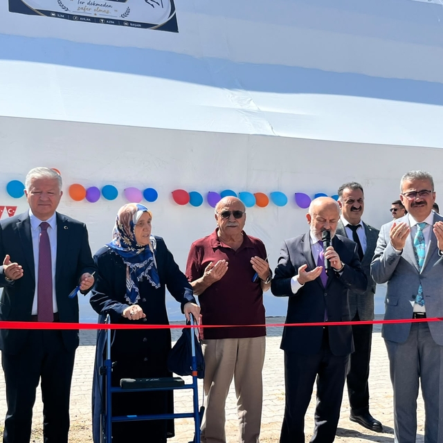 Aksaray'da spor tesisinin açılışı yapıldı