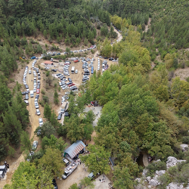 Toroslarda üretilen balı tanıtmak için festival düzenlendi