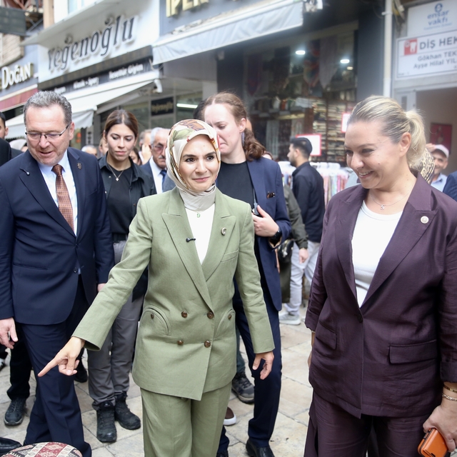 Aile ve Sosyal Hizmetler Bakanı Göktaş Kastamonu'da ziyaretlerde bulundu