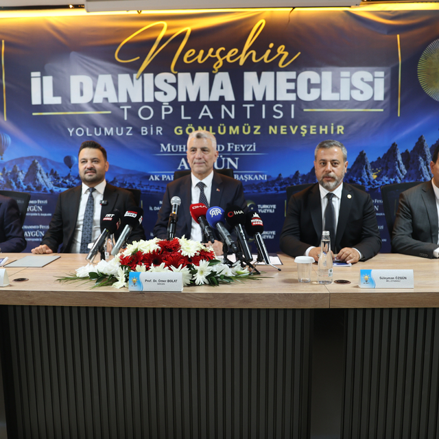 Ticaret Bakanı Bolat, AK Parti Nevşehir İl Danışma Meclisi Toplantısı'nda k...