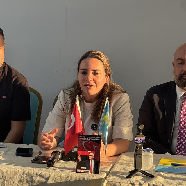 İYİ Parti Genel Başkan Yardımcısı Taş, Adana'da partililerle buluştu