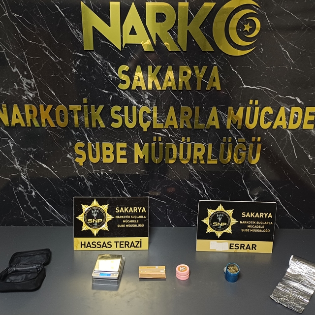 Sakarya'da "Sokaklar Güvende" soruşturması kapsamında 3 zanlı tutuklandı