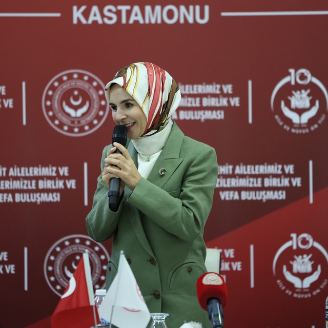 Bakan Göktaş, Kastamonu'da şehit aileleri ve gazilerle bir araya geldi: