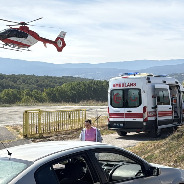 Bolu'da fenalaşan böbrek nakilli hasta ambulans helikopterle Antalya'ya sev...
