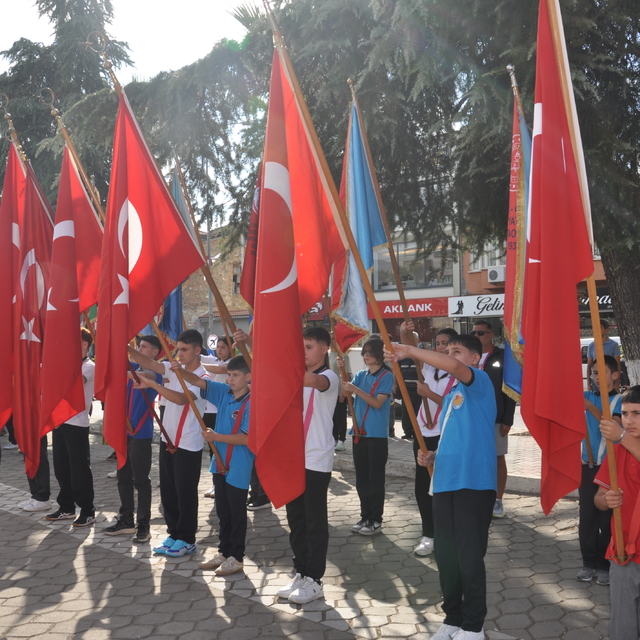 Ödemiş'te İlköğretim Haftası kutlandı