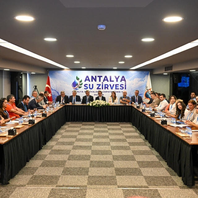 Antalya'da tarımda ve turizmde su yönetimi değerlendirildi