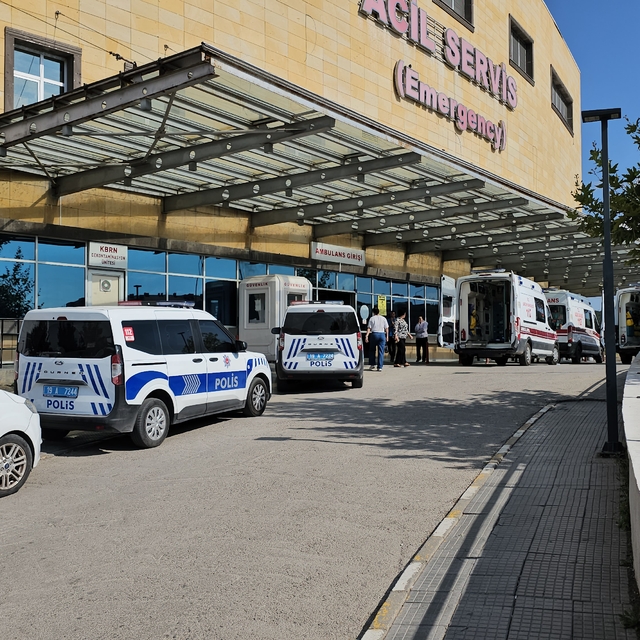 Çorum'da kavgayı ayırmak isterken vurulan genç öldü