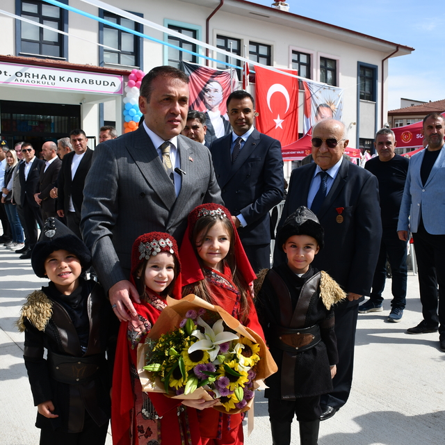 Bilecik'te hayırsever çiftin yaptırdığı 8 derslikli anaokulu açıldı
