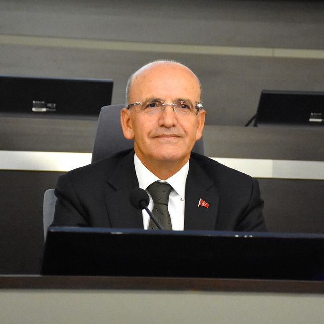 Hazine ve Maliye Bakanı Şimşek, Aksaray'da ziyaretlerde bulundu