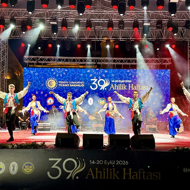 Kırşehir'de 39. Ahilik Haftası kapsamında halk konseri düzenlendi