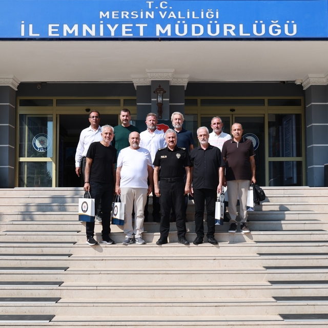 Mersin İl Emniyet Müdürü Fahri Aktaş emekli polisleri ağırladı