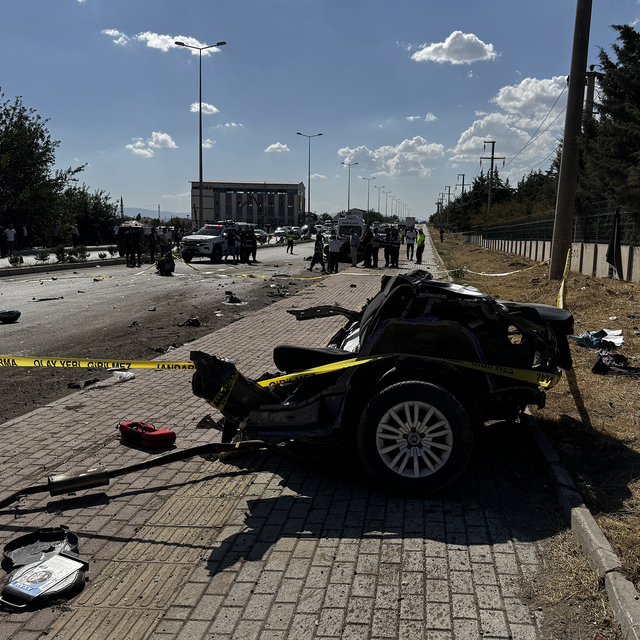 Elazığ'da iki otomobilin çarpıştığı kazada 2 kişi öldü, 2 kişi yaralandı