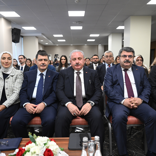 TİHEK, "İnsan Onuru, Eşitlik ve Devlet" konulu söyleşi düzenledi
