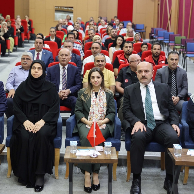 Mardin'de koruyucu aile hizmeti tanıtıldı