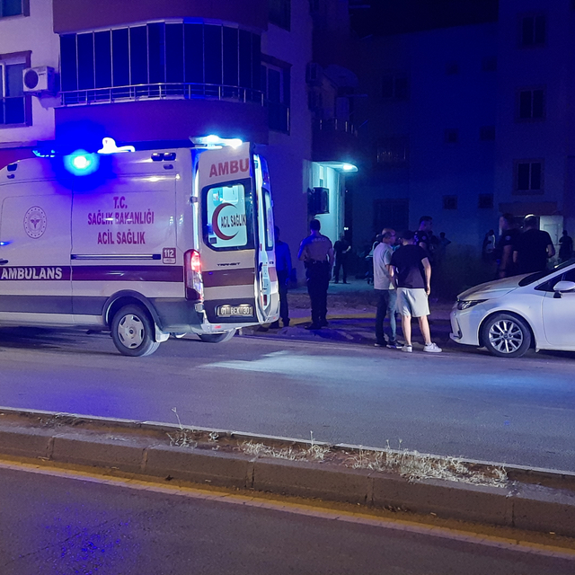 Adana'da tabancayla eski eşini öldürüp oğlunu ağır yaralayan kişi intihar e...