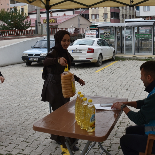 Gümüşhane'de biriktirilen atık yağlar ödüle dönüşüyor
