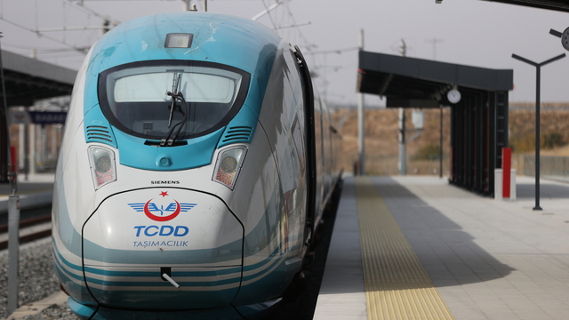 Halkalı-Kapıkule Hızlı Tren Hattı'nın Çerkezköy-Kapıkule kesimi yarın hizmete açılacak