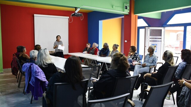 Kuşadası'nda sağlıklı beslenme ve ideal kilo eğitimi