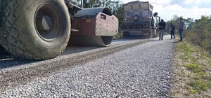 Kış öncesi köy yollarında yoğun çalışma Bağlantı yolunda çalışma tamamlandı