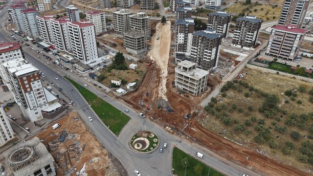 Kahramanmaraş'ta Tömek Kavşağı'nda trafiği rahatlatacak projeye start verildi